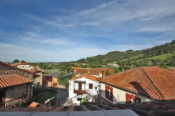 Las Mozas Del Agua 3*