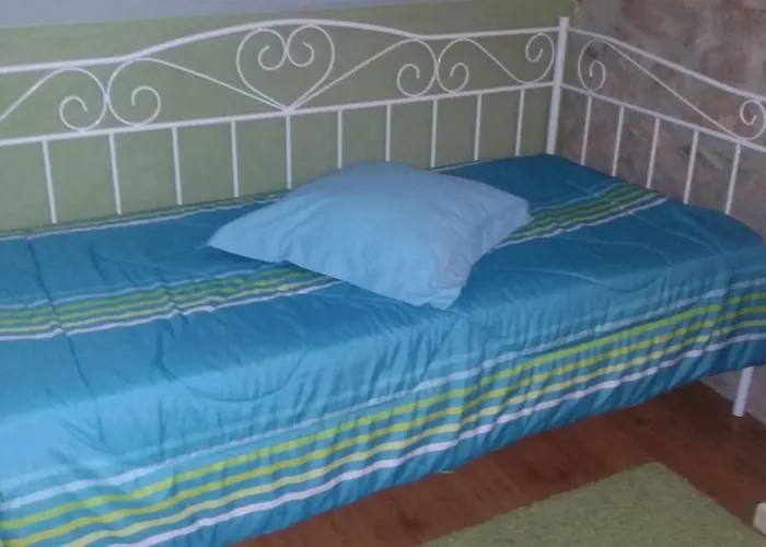 Las Mozas Del Agua 3* Cartes