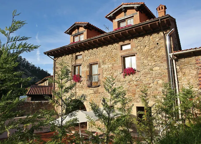 Las Mozas Del Agua 3* Cartes