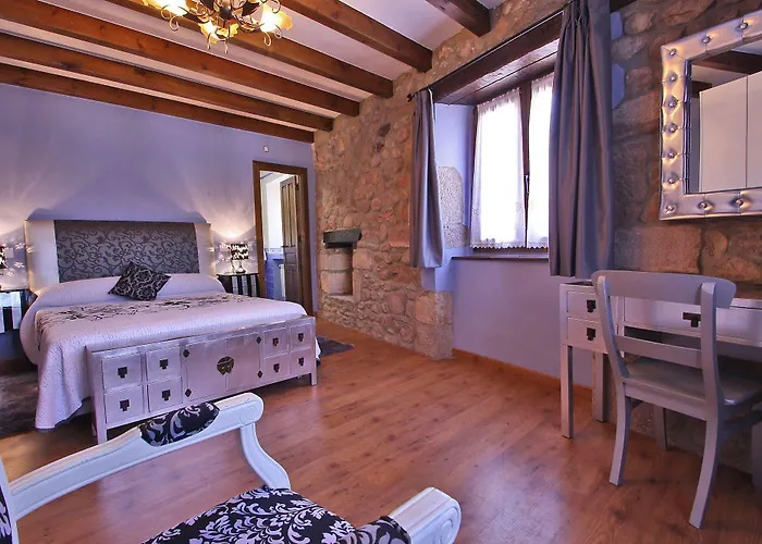 Las Mozas Del Agua 3*